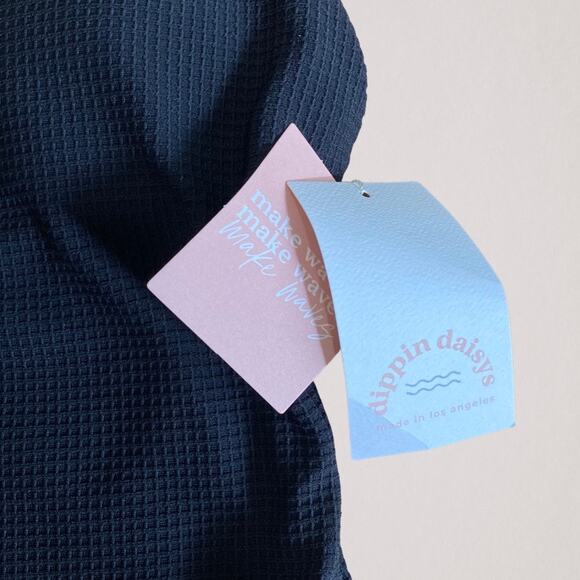 Dippin’ Daisys Astrid one piece black swimsuit NWT - Picture 6 of 8